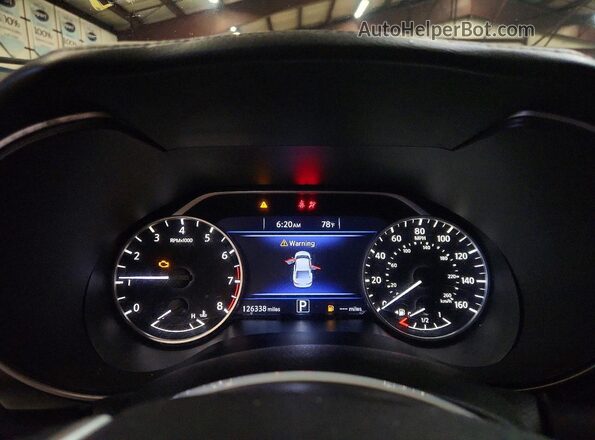 1N4AA6AP8JC402287 2018 NISSAN MAXIMA Gray Vista de los asientos traseros