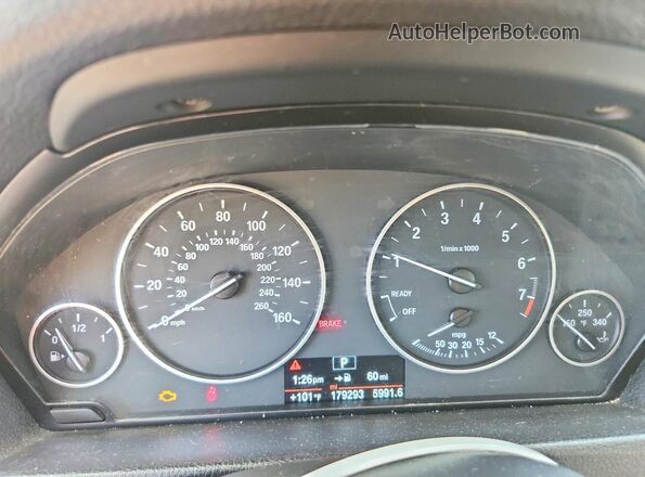 WBA8A3C51GK551414 2016 BMW 3 SERIES Red Հետևի նստատեղերի տեսք