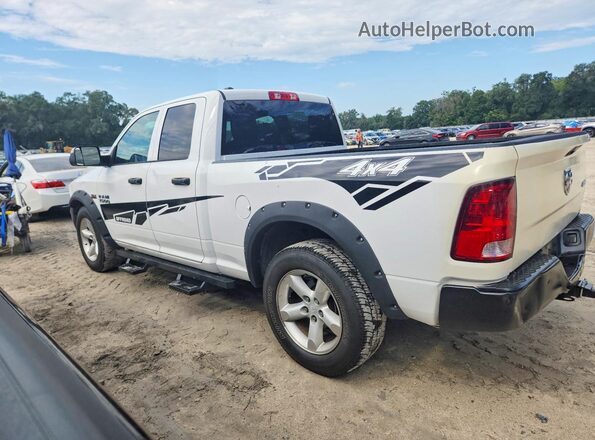 1C6RR7FTXJS233453 2018 RAM 1500 White Rear right