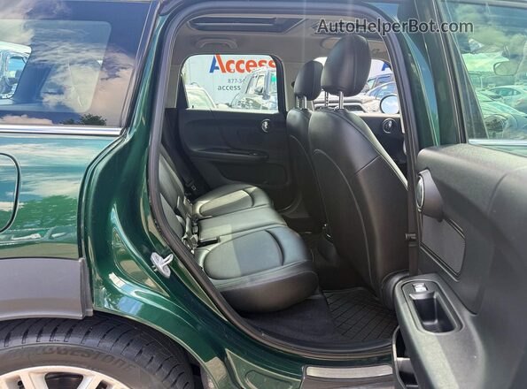 WMZYV5C57K3F58196 2019 MINI COOPER Green Widok z tyłu