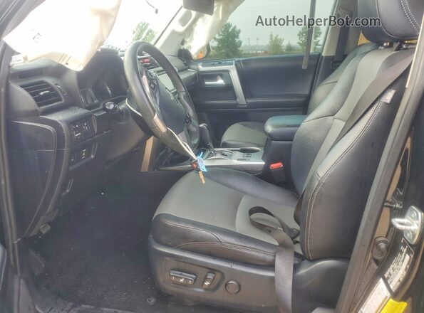 JTEBU5JR5J5574925 2018 TOYOTA 4RUNNER Black წინა პანელის ხედი