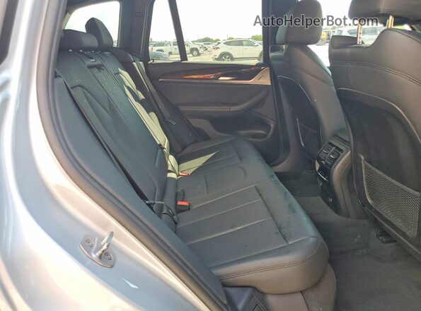 5UXTR9C56KLE21044 2019 BMW X3 Silver Շարժիչի բաժամունքի տեսք