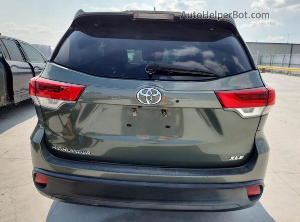 5TDKZRFH6KS316972 2019 TOYOTA HIGHLANDER Green Dashboard view