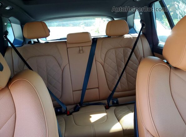 5UX23EU02R9U15447 2024 BMW X5 Green უკანა სალონის ხედი