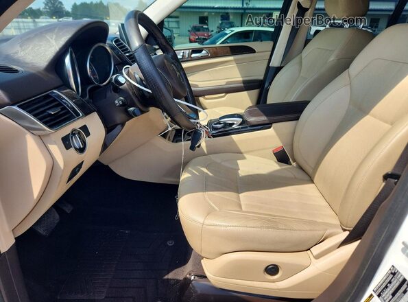 4JGDA5HB7JB002525 2018 MERCEDES-BENZ GLE-CLASS White Widok deski rozdzielczej