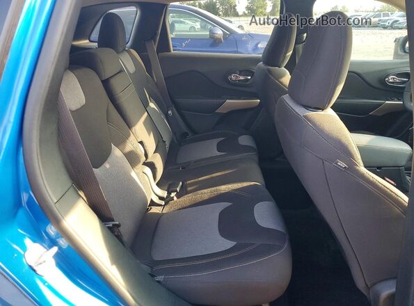 1C4PJLCB5JD544661 2018 JEEP CHEROKEE Blue Vista del compartimento del motor
