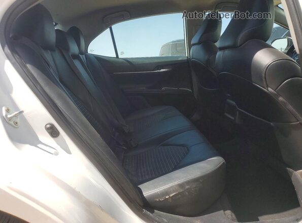 4T1G11AK1MU579205 2021 TOYOTA CAMRY Белый Вид задней части салона