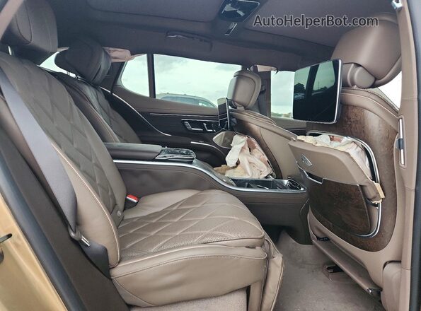 4JGDX5FB3RA029319 2024 MERCEDES-BENZ EQS Two Tone Widok komory silnika