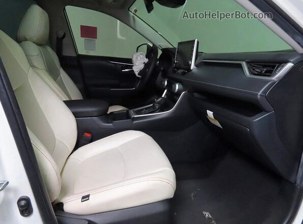 JTMA1RFV6NJ040237 2022 TOYOTA RAV4 White უკანა ხედი