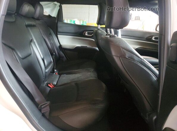 3C4NJDCN8ST615984 2025 JEEP COMPASS White უკანა სალონის ხედი