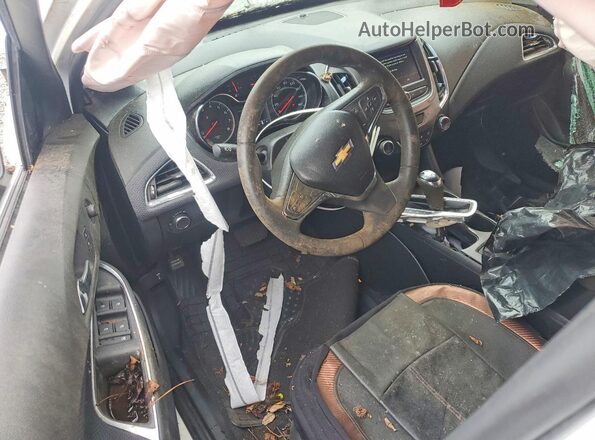 1G1BE5SM2K7121574 2019 CHEVROLET CRUZE White Вид щитка приладів