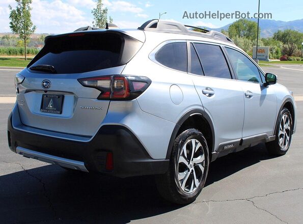 4S4BTANCXM3223378 2021 SUBARU OUTBACK Silver Delantero derecho