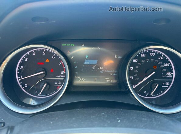 4T1B11HK3JU018922 2018 TOYOTA CAMRY White Սարքավորումների վահանակի տեսք