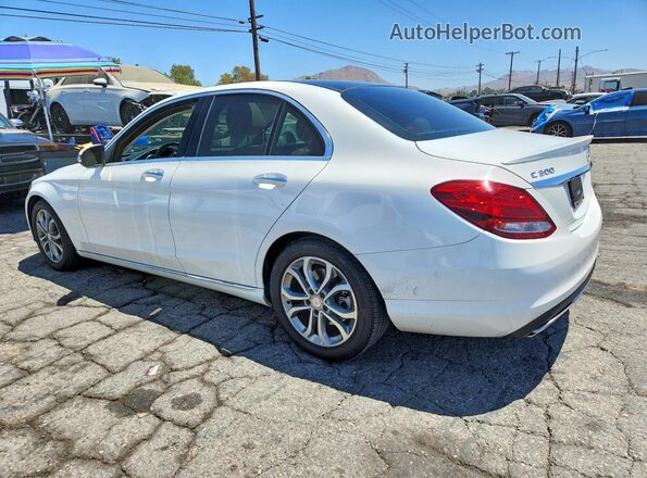 55SWF4JB0GU165931 2016 MERCEDES-BENZ C-CLASS White Rear right
