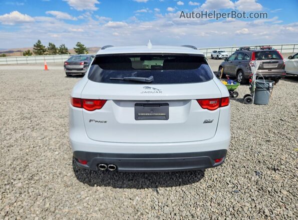SADCK2FN4JA238830 2018 JAGUAR F-PACE White Front interior view