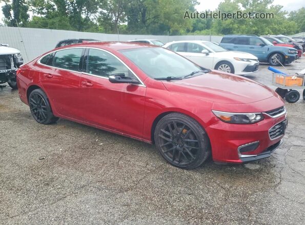 1G1ZE5ST4HF157223 2017 CHEVROLET MALIBU Red Widok z przodu