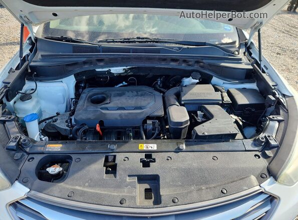5NMZUDLB4HH032946 2017 HYUNDAI SANTA FE White Vista del compartimento del motor