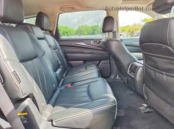 5N1DL0MM4JC505900 2018 INFINITI QX60 Silver Rear interior view