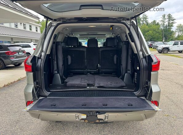 JTJHY7AX4J4261428 2018 LEXUS LX Gray Vista del salpicadero
