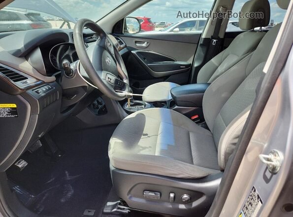 KM8SM4HF1HU195300 2017 HYUNDAI SANTA Silver Vista del salpicadero