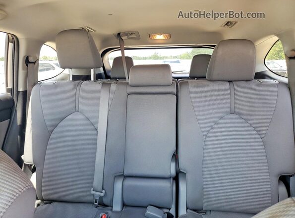 5TDCZRAH8MS070389 2021 TOYOTA HIGHLANDER Silver Սալոնի հետևի տեսք