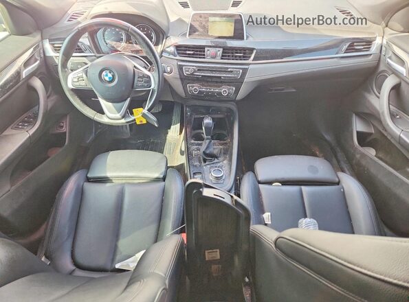 WBXYJ3C32JEP76516 2018 BMW X2 White Widok zestawu wskaźników