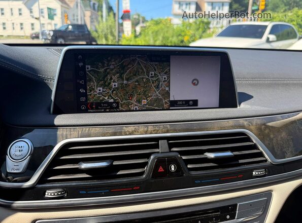 WBA7F2C53JB238489 2018 BMW 7 SERIES Black Հետևի նստատեղերի տեսք