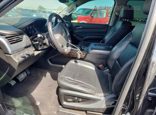 1GNSKHKCXKR119981 2019 CHEVROLET SUBURBAN Черный Вид панели приборов