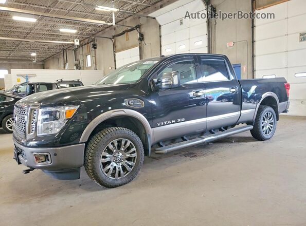 1N6BA1F48JN537562 2018 NISSAN TITAN Черный Задняя левая четверть