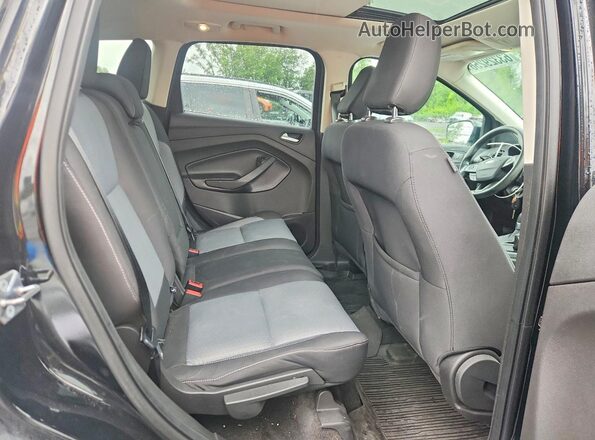 1FMCU9GDXJUB17136 2018 FORD ESCAPE Black ძრავის განყოფილების ხედი