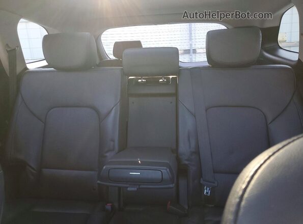KM8SRDHF3HU207593 2017 HYUNDAI SANTA Blue Vista interior trasera