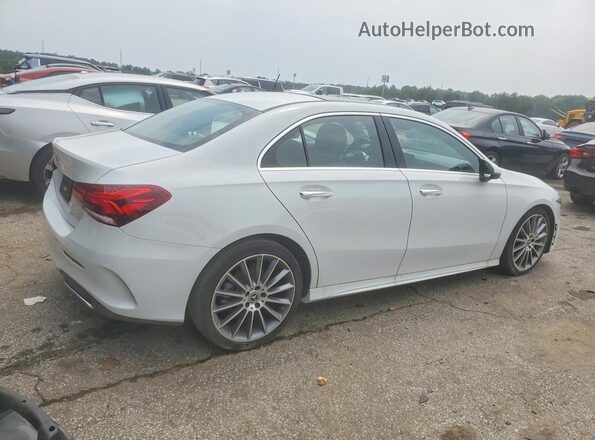 W1K3G4EB0LJ202819 2020 MERCEDES-BENZ A White Front right