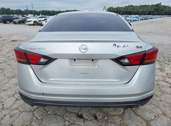 1N4BL4CV3KC148925 2019 NISSAN ALTIMA Silver Widok wnętrza z przodu