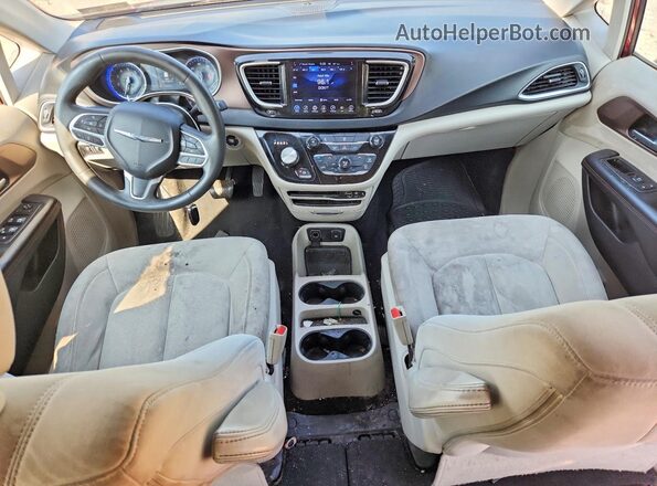2C4RC1DG8HR521805 2017 CHRYSLER PACIFICA Red Widok zestawu wskaźników
