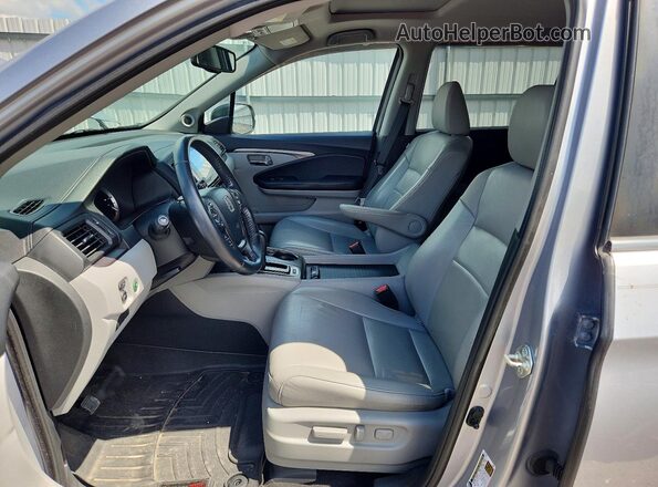 5FNYF5H66HB044735 2017 HONDA PILOT Серебряный Вид панели приборов