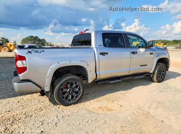 5TFDY5F14LX876671 2020 TOYOTA TUNDRA Серебряный Передняя правая четверть