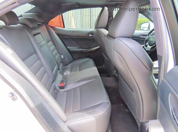 JTHBA1D28G5038420 2016 LEXUS IS White Вид салону спереду