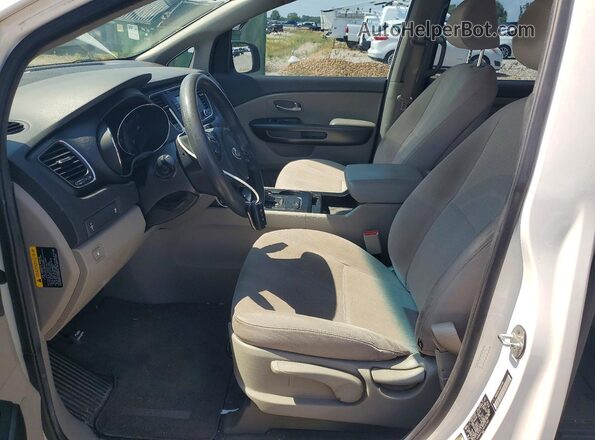 KNDMA5C11G6157401 2016 KIA SEDONA White Dashboard view