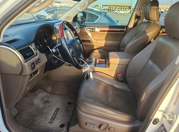 JTJBM7FX7G5138090 2016 LEXUS GX White წინა პანელის ხედი
