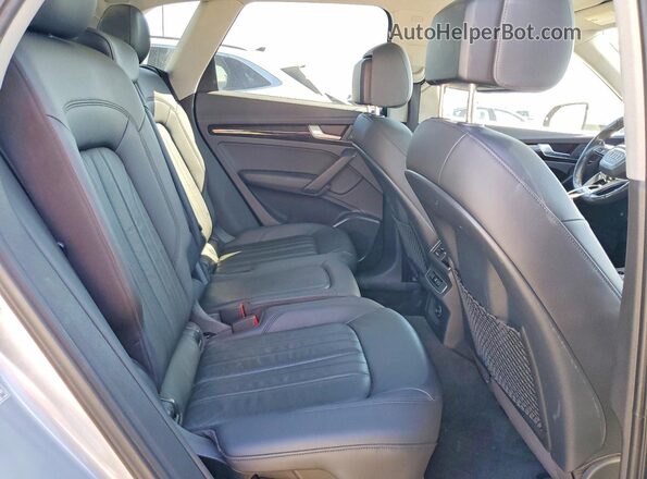 WA1ANAFY8J2020165 2018 AUDI Q5 Серебряный Вид подкапотного пространства