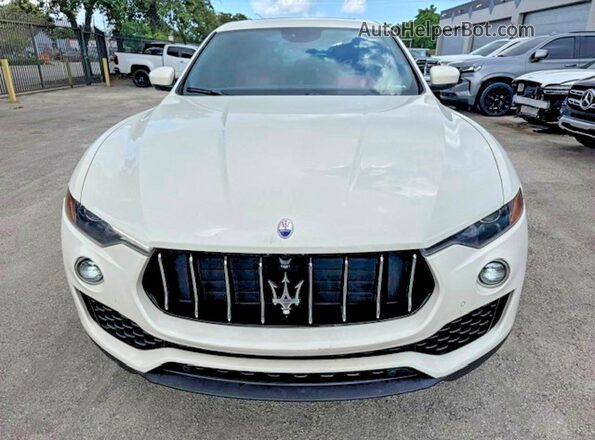 ZN661XUA6JX292117 2018 MASERATI ALL OTHER White Вид ззаду
