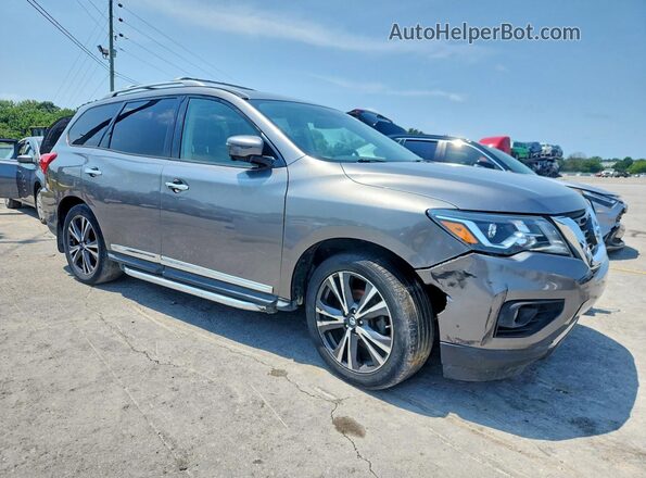 5N1DR2MN4JC611184 2018 NISSAN PATHFINDER Silver Front view
