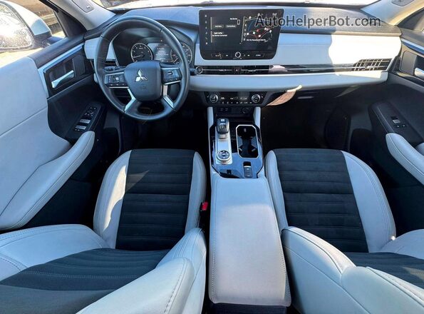 JA4J4VA88SZ021889 2025 MITSUBISHI OUTLANDER White ხელსაწყოთა პანელის ხედი