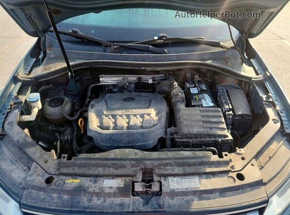 3VV3B7AXXKM104721 2019 VOLKSWAGEN TIGUAN Зеленый Вид подкапотного пространства