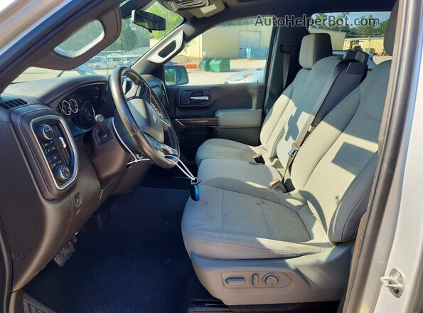 1GCPYDEK5MZ189318 2021 CHEVROLET SILVERADO Серебряный Вид панели приборов