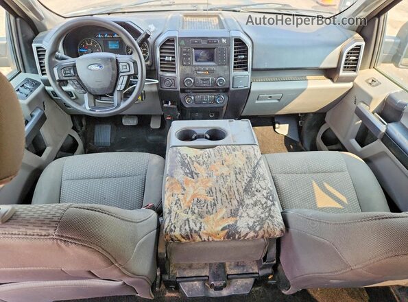 1FTEW1E55JFC65297 2018 FORD F150 Черный Вид щитка приборов