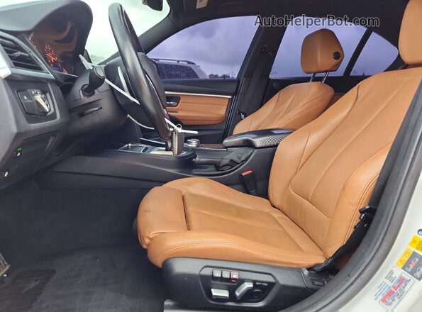 WBA8E1C59JA755934 2018 BMW 3 SERIES White Widok deski rozdzielczej