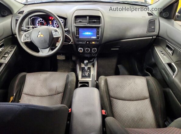 JA4AP3AU2JZ015383 2018 MITSUBISHI OUTLANDER Gray Вид щитка приладів