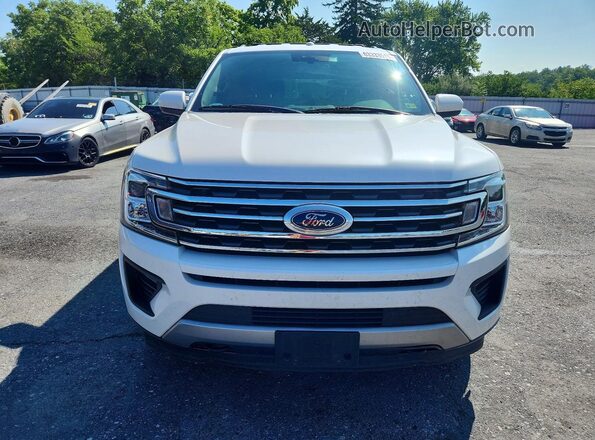1FMJU1JT8JEA27566 2018 FORD EXPEDITION Белый Вид сзади