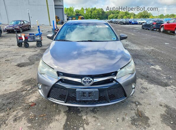4T1BF1FK1HU314469 2017 TOYOTA CAMRY Gray Հետևի տեսք